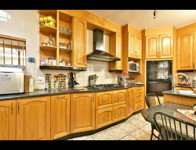 4 BEDROOM HOUSE FOR SALE IN MEYERSDAL